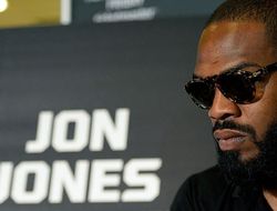 фото - Джонс мог провалить проверку на антиэстрогены — СМИ