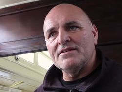 фото - Отец Фьюри пророчит Уайлдеру инвалидность или смерть после третьего боя