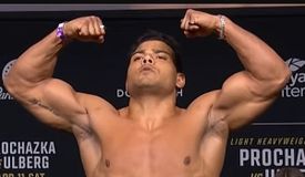 Коста остановил Мурзаканова на UFC 327