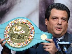 фото - Президент WBC собрался мириться с Канело Альваресом — скажет ему всё в лицо