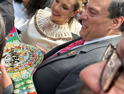 фото - Что учудили судьи в бою Дэвис–Гарсия? Президент WBC в замешательстве