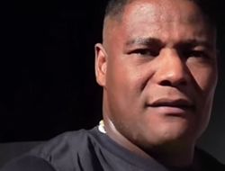 фото - Супертяжи Ортис и Устинов всё-таки не подерутся — источник