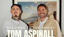 Хирн подписал контракт с чемпионом UFC Аспиналлом