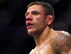 фото - Рафаэль дос Аньос готов «дать шанс» Конору Макгрегору