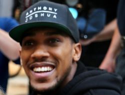 фото - В команде Джошуа назвали тех, кого рассматривают ему в соперники