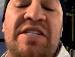 фото - Макгрегор рассуждал о своём гонораре, учитывая 15 млн USD Бенна