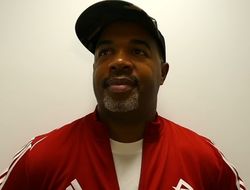 фото - Усик будет самым сложным вызовом Фьюри? Отвечает тренер Тайсона