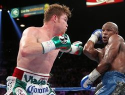 фото - Альварес — о реванше с Мэйуэзером и трилогии с Головкиным