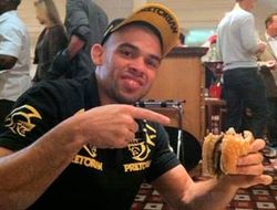 фото - (ММА) Ренан Барао окончательно выбывает из турнира UFC 161