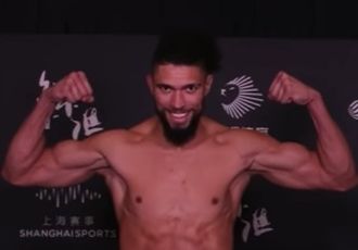 Апсет! Уокер забил супернокаутёра Миньяна в мейнивенте UFC Шанхай