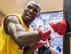 фото - Адонис Стивенсон объяснил, почему Уорд не может называть себя лучшим