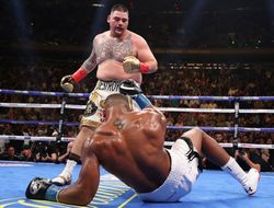 фото - Не Усик? Промоутер подбирает оппонента для Энтони Джошуа