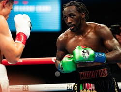 фото - Мадримов оценил шансы Кроуфорда в бою с Канело