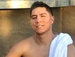 фото - Политика политикой, но деньги нужны. Джесси Варгас выйдет против Смита