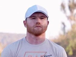 фото - Канело Альварес подумывает о том, чтобы сменить вид спорта