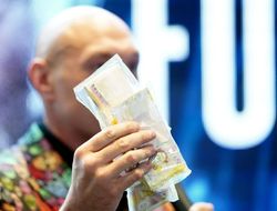 фото - Брэдли уничтожил Фьюри за срыв переговоров с Усиком