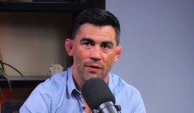 Легенда UFC назвал победителя боя Джонс – Аспиналл