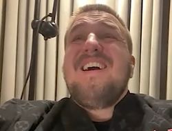 фото - Фьюри высмеяли мемом с Усиком и кучкой тех, кто похуже — картинка