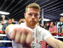 фото - Канело подерётся с победителем боя Бетербиев-Смит, если Головкин влетит Мурате