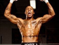 фото - Монро перебоксировал Росадо — Канело следующий?