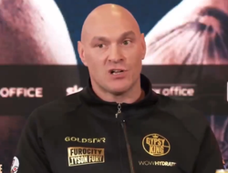 фото - Фьюри на пресс-конференции нахваливал Усика и троллил Кличко