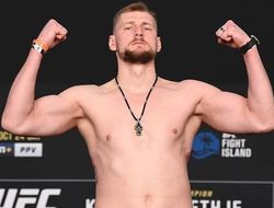 фото - UFC 267. Александр Волков победил Марчина Тыбуру