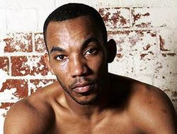 фото - Джуниор Уиттер оступился в бою с джорнименом