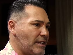 фото - Де Ла Хойя: «Бой с Деревянченко очень сложный для Мунгии»