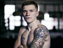 фото - Сын Рикки Хэттона нокаутировал соперника в стартовом раунде: видео