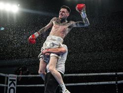 фото - Зацените нокаут: «Дива» Калли ярко удосрочил француза — видео