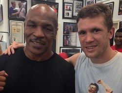 фото - Шелестюк пересёкся с Тайсоном, Хитров стал тренером, Нурмагомедов в компании Ди Каприо — соцсети