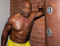 фото - Майк Тайсон: Хочу кого-то вырубить. Все ждали, что Роя, но я не хотел его нокаутировать