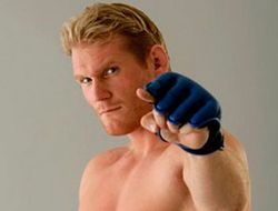 фото - (ММА + Видео) Strikeforce: Джош Барнетт быстро справился с Нандором Гельмино