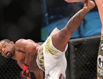 Bellator 113: Эмануэль Ньютон – новый чемпион в полутяжёлом весе