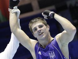 фото - Евгений Хитров нокаутировал очередного соперника