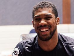 фото - Усик–Фьюри весной? Джошуа колеблется — а не взять ли ему отступные