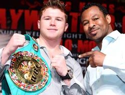 фото - Шейн Мосли: «Альварес становится лучше с каждым боем»