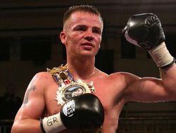 фото - Фрэнки Гэвин победил Дэвида Барнса в «несмотрибельном» бою