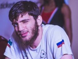 фото - Умару Саламову в Грозный привезут стойкого польского джорнимена Норберта Дабровски