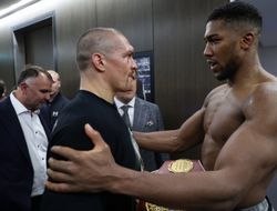 фото - Должен ли Джошуа соглашаться на отступные? Мнение Леннокса Льюиса