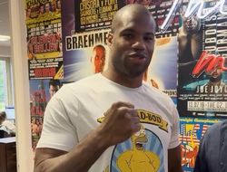 фото - Дюбуа отказался от претендентского боя с Санчесом