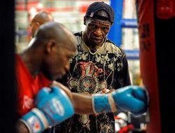 фото - Мэйуэзер-отец: «В первом бою с Майданой Флойд не слушал папочку!»