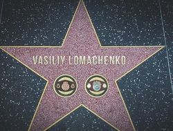 фото - Ломаченко получил звезду, Кроуфорд танцует, спарринг Емельяненко и Лебедева — соцсети