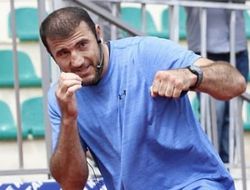 фото - В профи перешёл супертяжеловес из Азербайджана: отправлял в нокдаун Джошуа