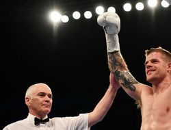 фото - Ронявший Бетербиева полутяж возобновил карьеру, проспекта-супертяжа спас судья: видео