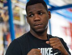 фото - Перо о бое с Выхристом: «Могу затмить всех в воскресенье»