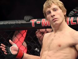 фото - UFC 286: планы Пимблетта разрушены операцией, Мокаев подерётся с Филью