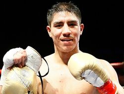 фото - Видео: лучшие моменты боя Джесси Варгаса и Садама Али от vRINGe.com