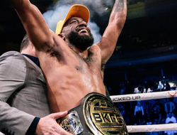 фото - Возрастной экс-чемпион Траут взял пояс в BKFC: видео