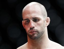 фото - Перестановки в UFC: Густаффсон подерётся с Оздемиром, соперником Руа станет Смит